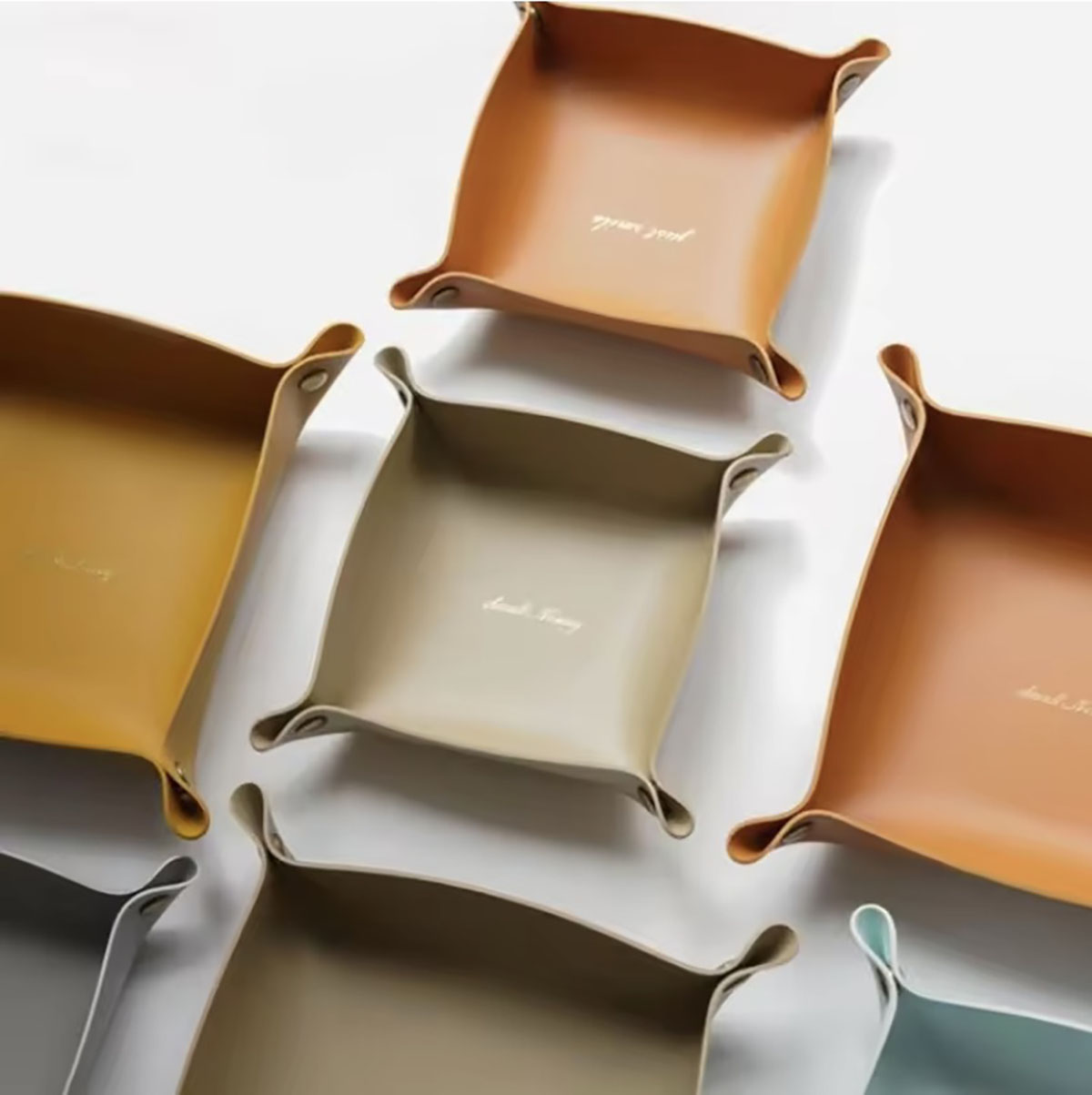 Plateau de rangement en cuir d - Body Jewelry Organizer avis et prix